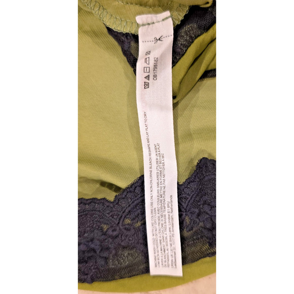 Urban Outfitters Out From Under Green Juliette Lace Trim Mini Skirt Small NWT - Picture 8 of 9